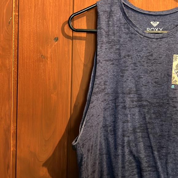 Roxy Tank - Picture 5 of 5